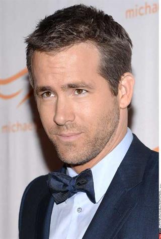 Aktor Ryan Reynolds Menjadi Duta Produk Kecantikan