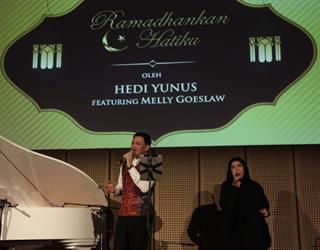 Kolaborasi Hedi Yunus dan Melly Goeslaw