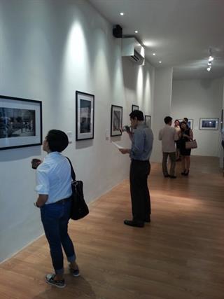 Pameran Foto tentang Jakarta dari lensa Fotografer asal Inggris