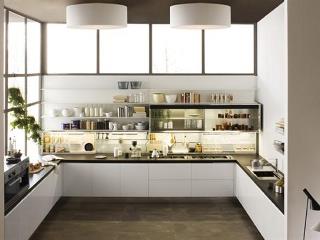 TRIM KITCHEN