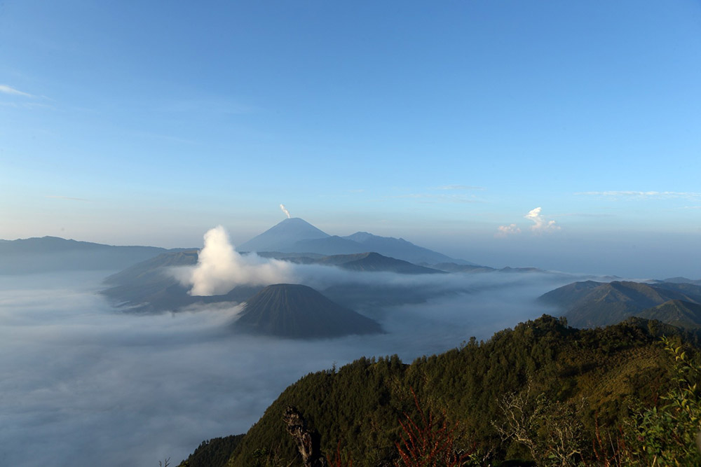 Menikmati Keindahan Pesona Bromo Melalui Bromo Xtravaganza 2019