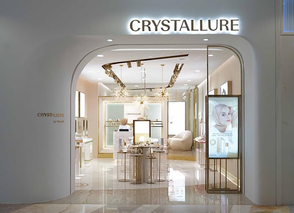 Crystallure Boutique, Flagship Store Pertama Crystallure di Gandaria City