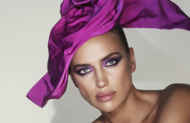 Irina Shayk Menjadi Wajah Terbaru Marc Jacobs Beauty