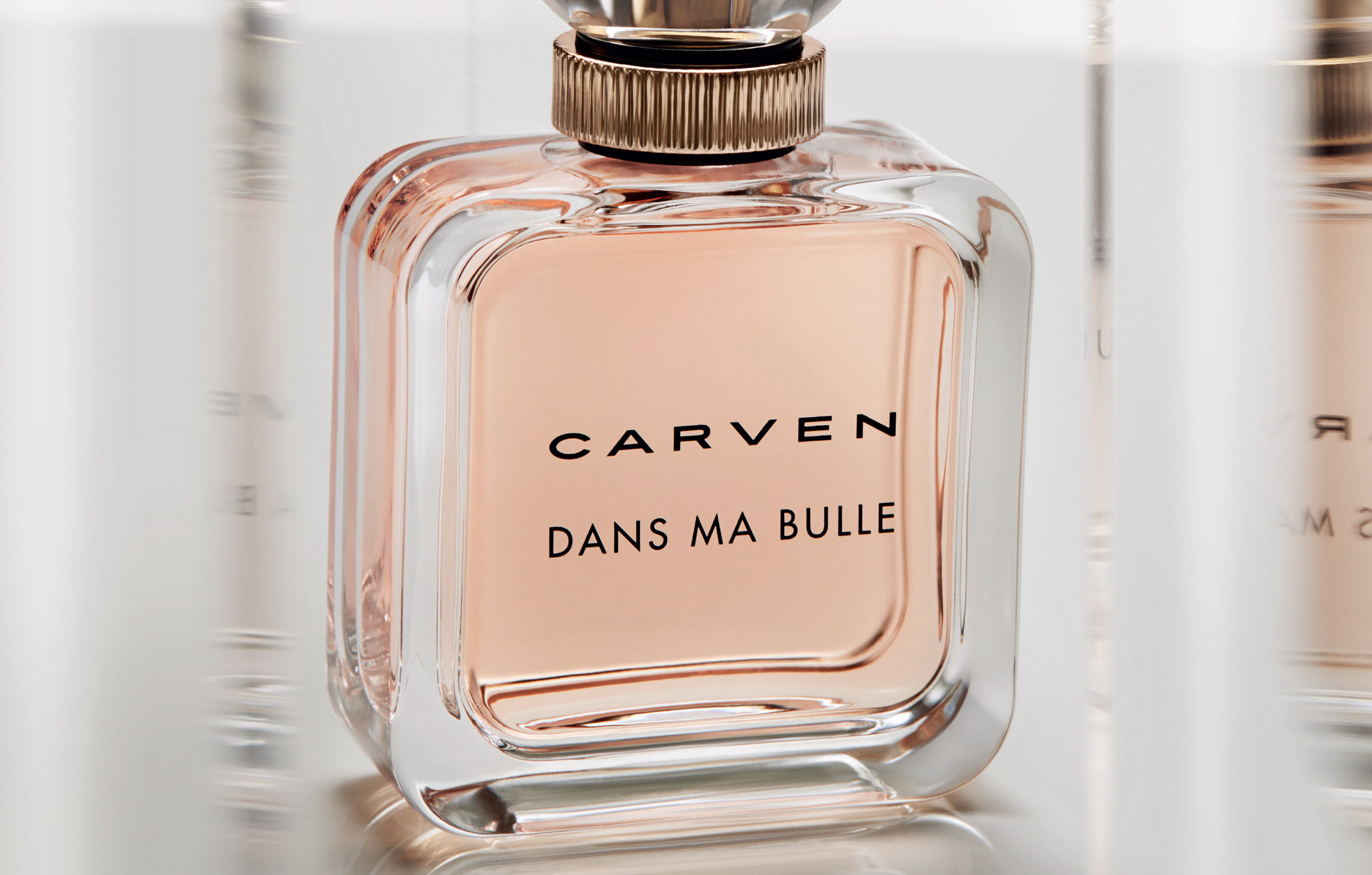 Carven Resmi Memperkenalkan Parfum Terbarunya Bertajuk Dans Ma Bulle