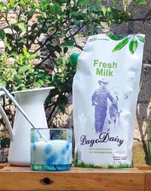 Menikmati Susu Sapi Premium di Dago Dairy Bandung