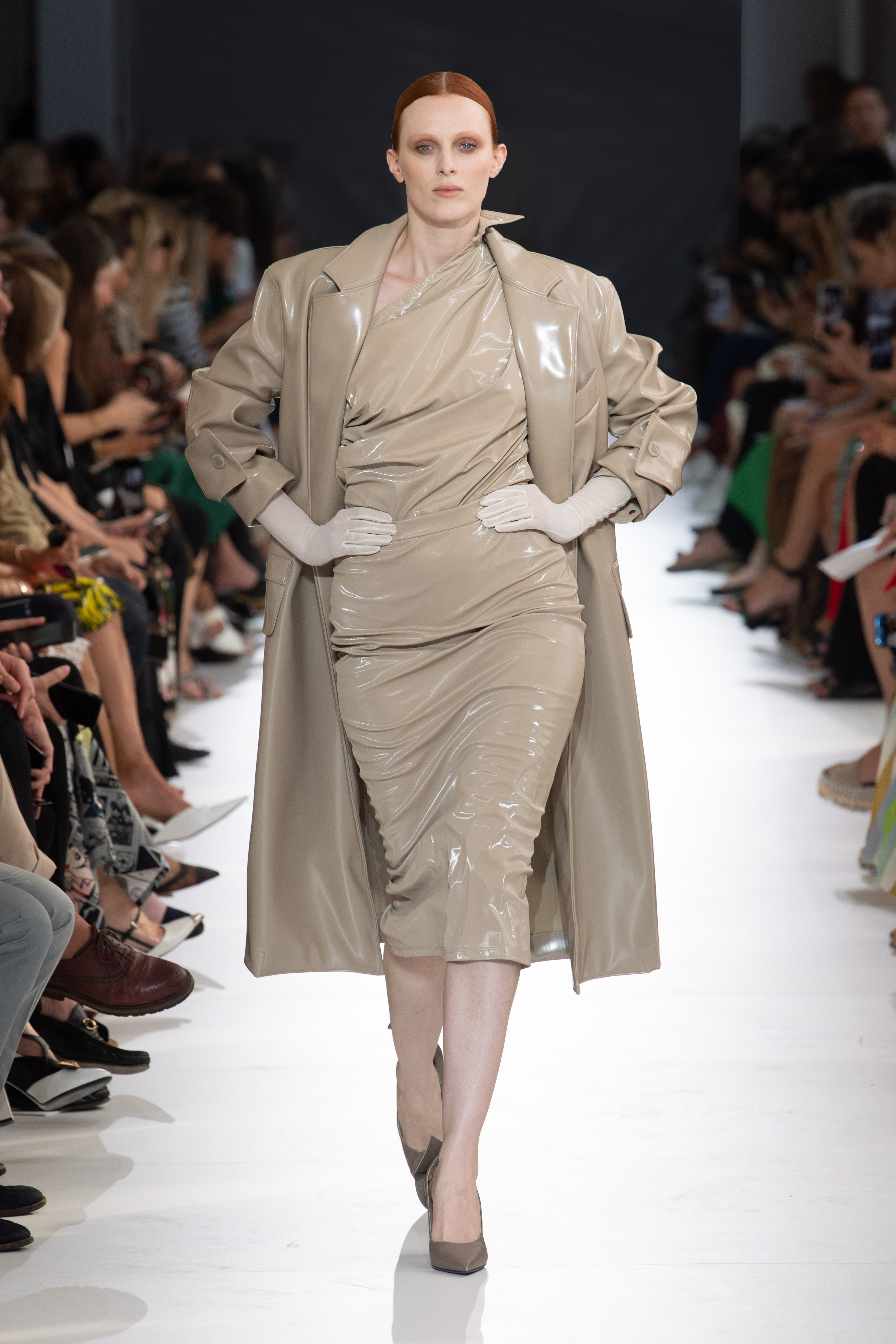 Max Mara Mempersembahkan Koleksi Spring Summer 19 untuk Wanita Aktif Nan Modis