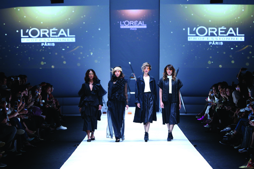 L’Oreal Professionnel Mempersembahkan IT LOOKS “Bronde Contour”