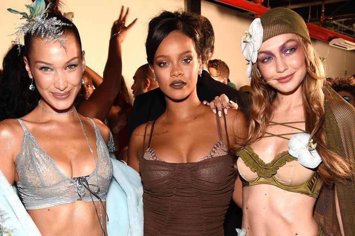 Rihanna Akan Tayangkan Pagelaran Savage x Fenty Akan Kembali di NYFW