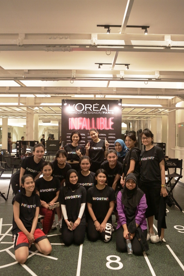 L’Oreal Infallible Membuktikan Kehebatannya di Kelas Zumba