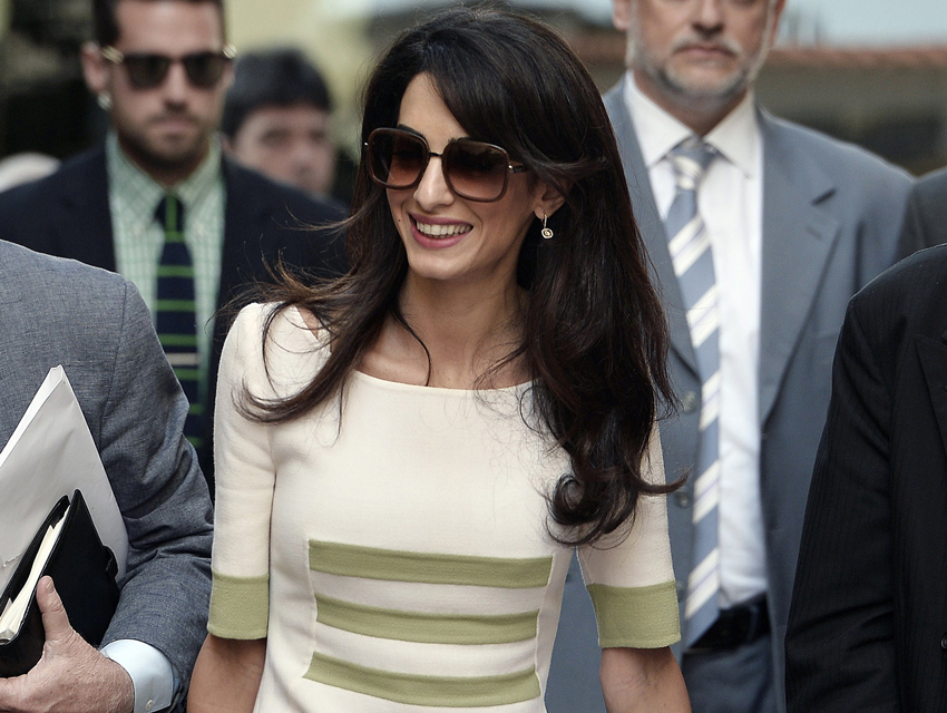 Amal Alamuddin dan Organisasi 100 lives Berikan Beasiswa Bagi Perempuan Lebanon