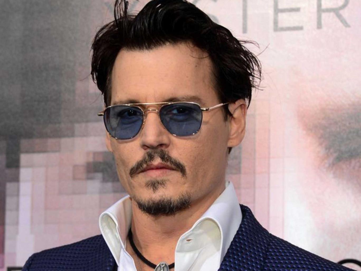 Terkenal Sebagai Bajak Laut, Kini Johnny Depp Menjadi Pencipta Antivirus