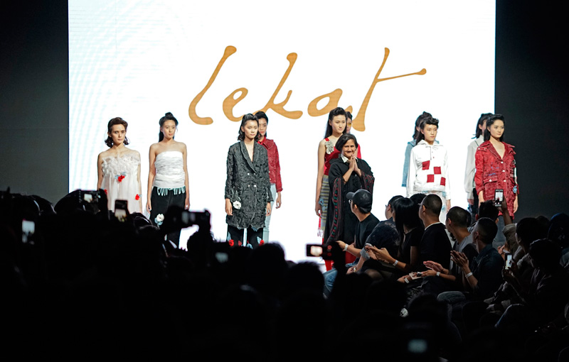 Permainan Manis Kain Baduy dari Lekat di Plaza Indonesia Fashion Week 2018