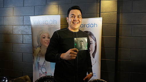 TULUS Meluncuran Album Ketiga Yang Bertajuk Monokrom