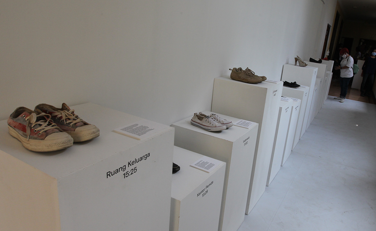 Shoes Art Installation The Body Shop® Indonesia