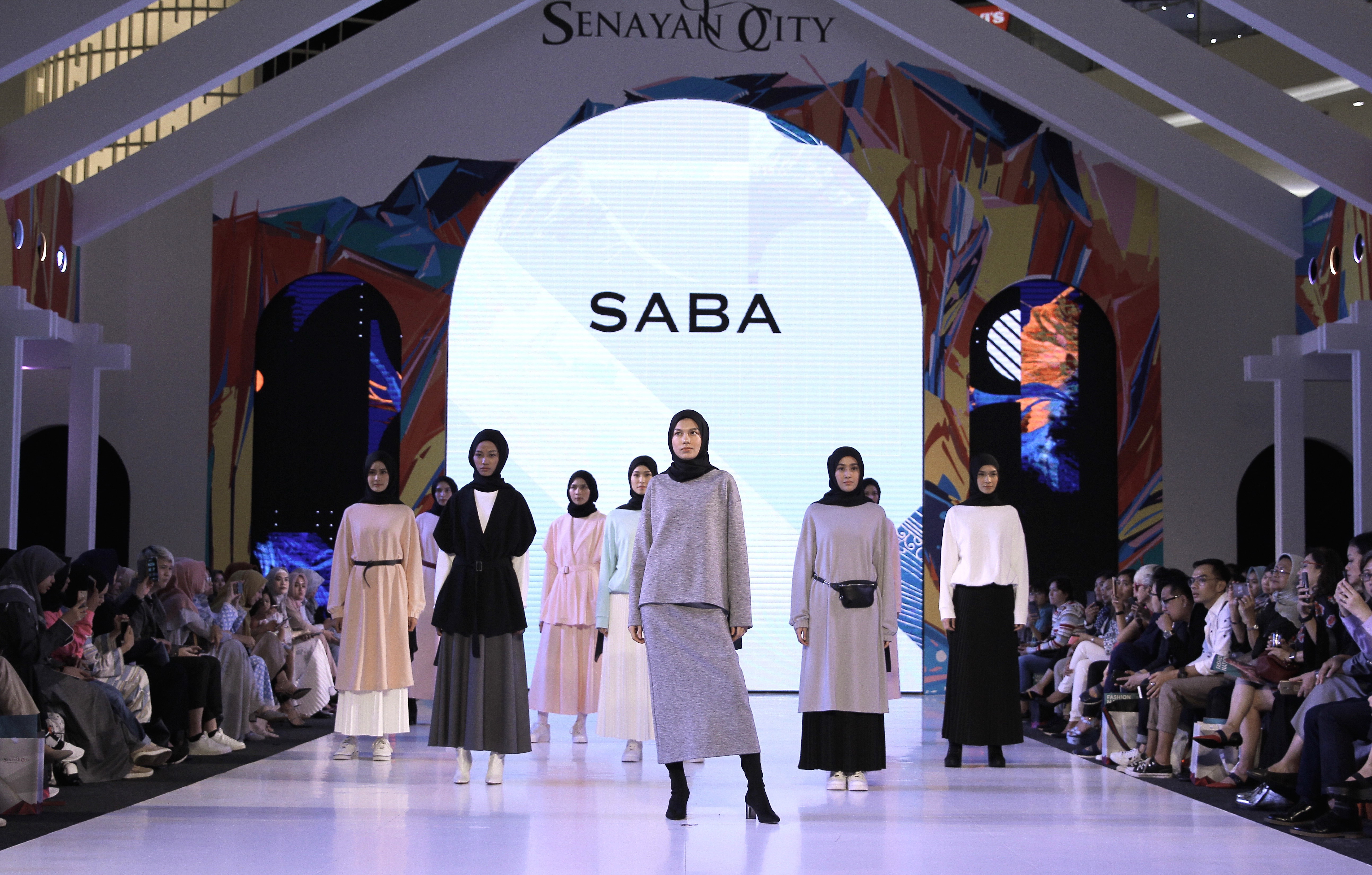 KAMI, Restu Anggraini dan SABA by Rani Hatta Mempersembahkan Modern Modest Di Senayan City Fashion Nation 2019