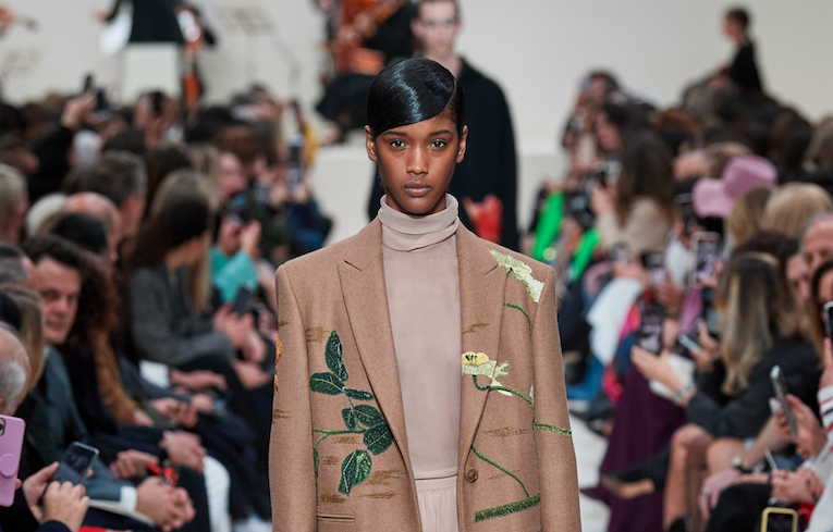 Valentino Fall 2020: Relevansi Massa Piccioli