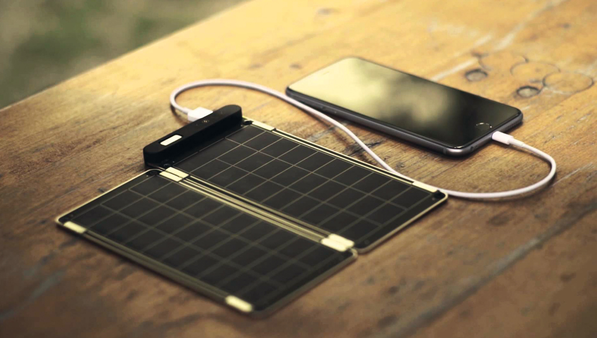 Solar Paper, Powerbank Energi Matahari Keluaran Yolk yang Praktis