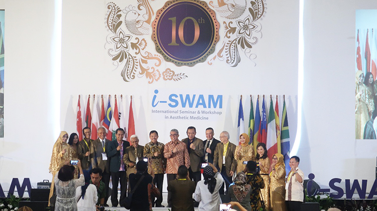 Selebritas Indonesia Meriahkan Gelaran International SWAM 2019 