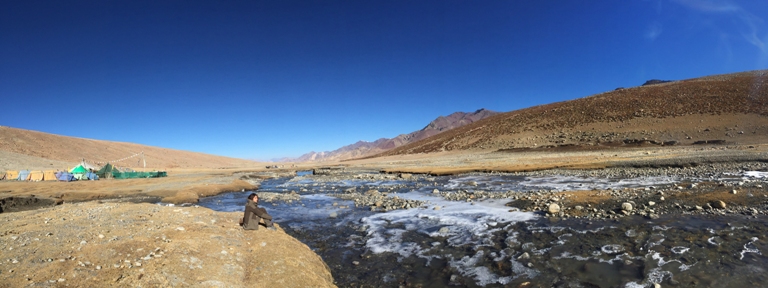 Jalan Menantang Dominique Diyose Menapaki Ladakh  