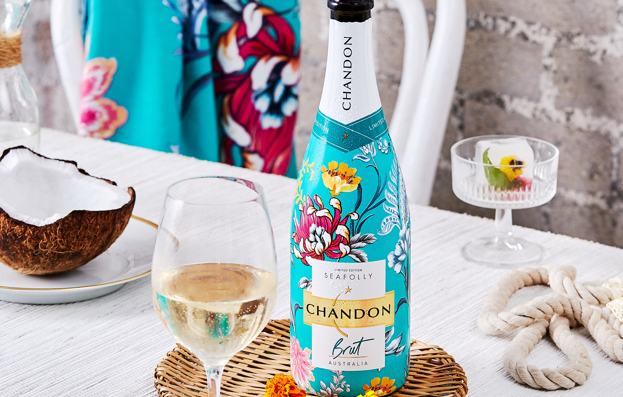 Chandon Menghadirkan Koleksi Botol Edisi Terbatas Bersama Seafolly