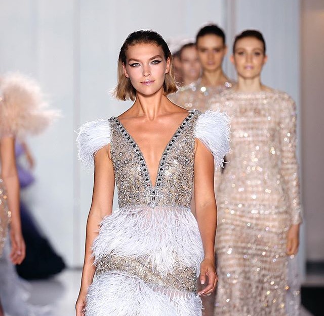 Simak Koleksi Couture Autumn Winter 2017 dari Ralph & Russo di Paris