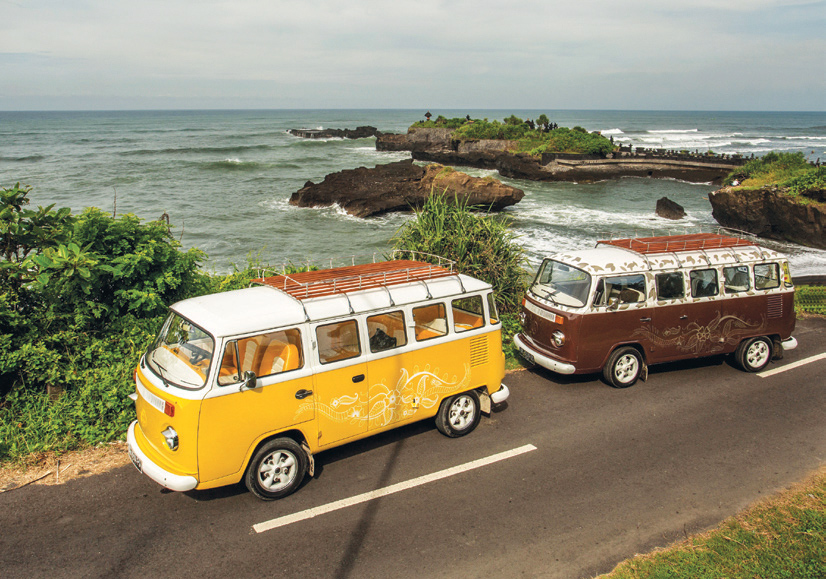 Nikmati Pesisir Bali dengan VW Kombi Vintage Bersama Alila Seminyak