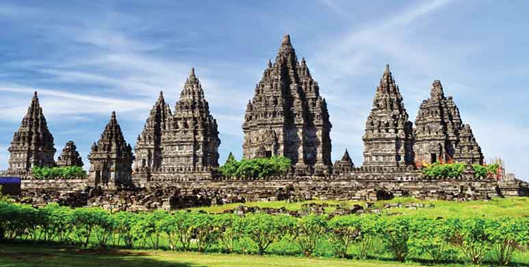 Semangat Indonesia dalam Gelaran Lomba Lari dan Festival di Komplek Candi Prambanan