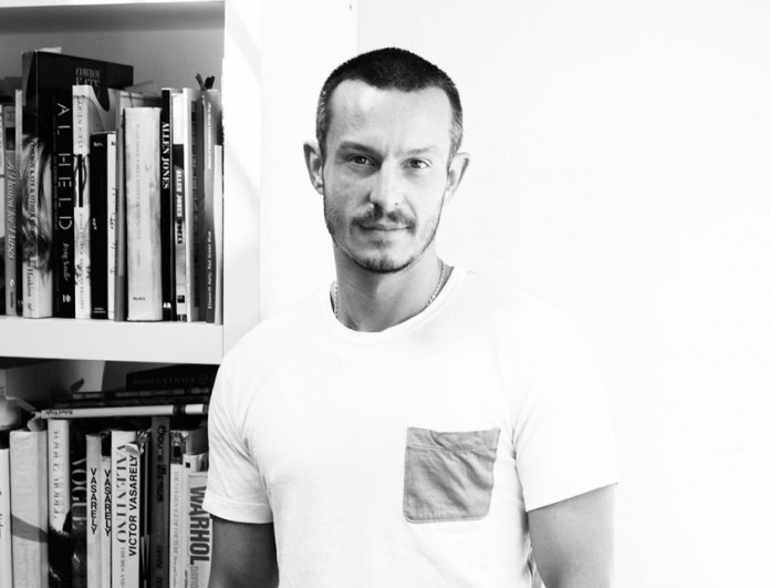 Desainer Inggris Jonathan Saunders Dipilih Sebagai Chief Creative Officer DVF