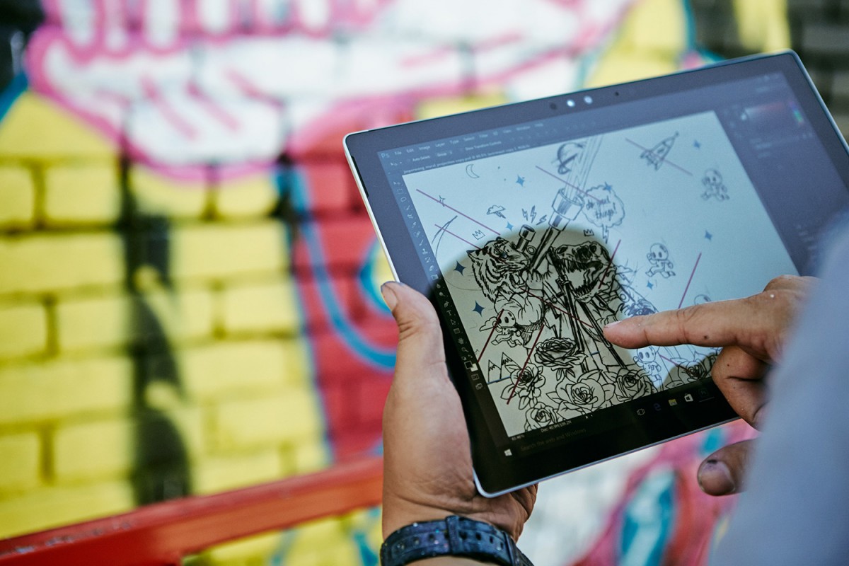 Sensasi Menggambar dengan Microsoft Surface Pro 4