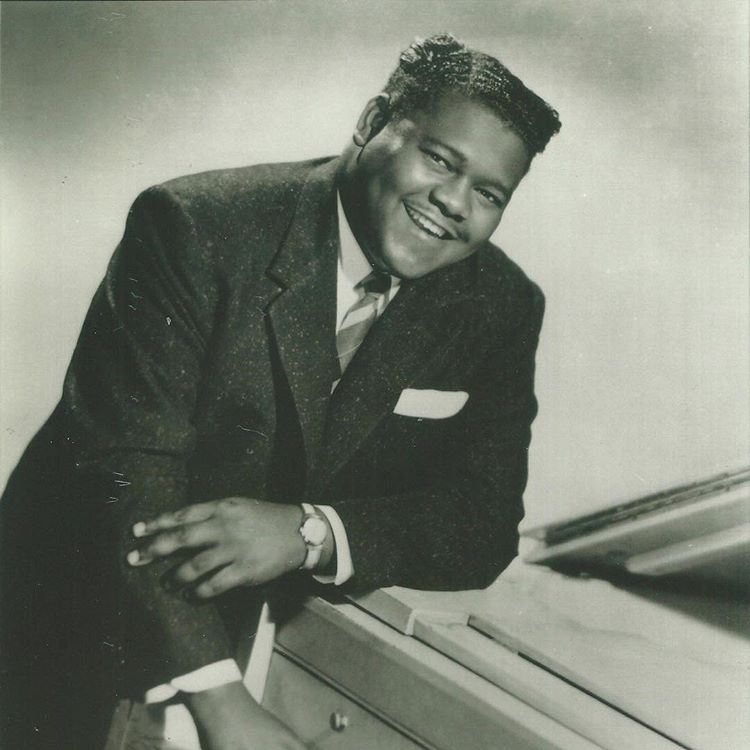 Penghormatan untuk Mendiang Musisi Rock-and-Roll, Fats Domino