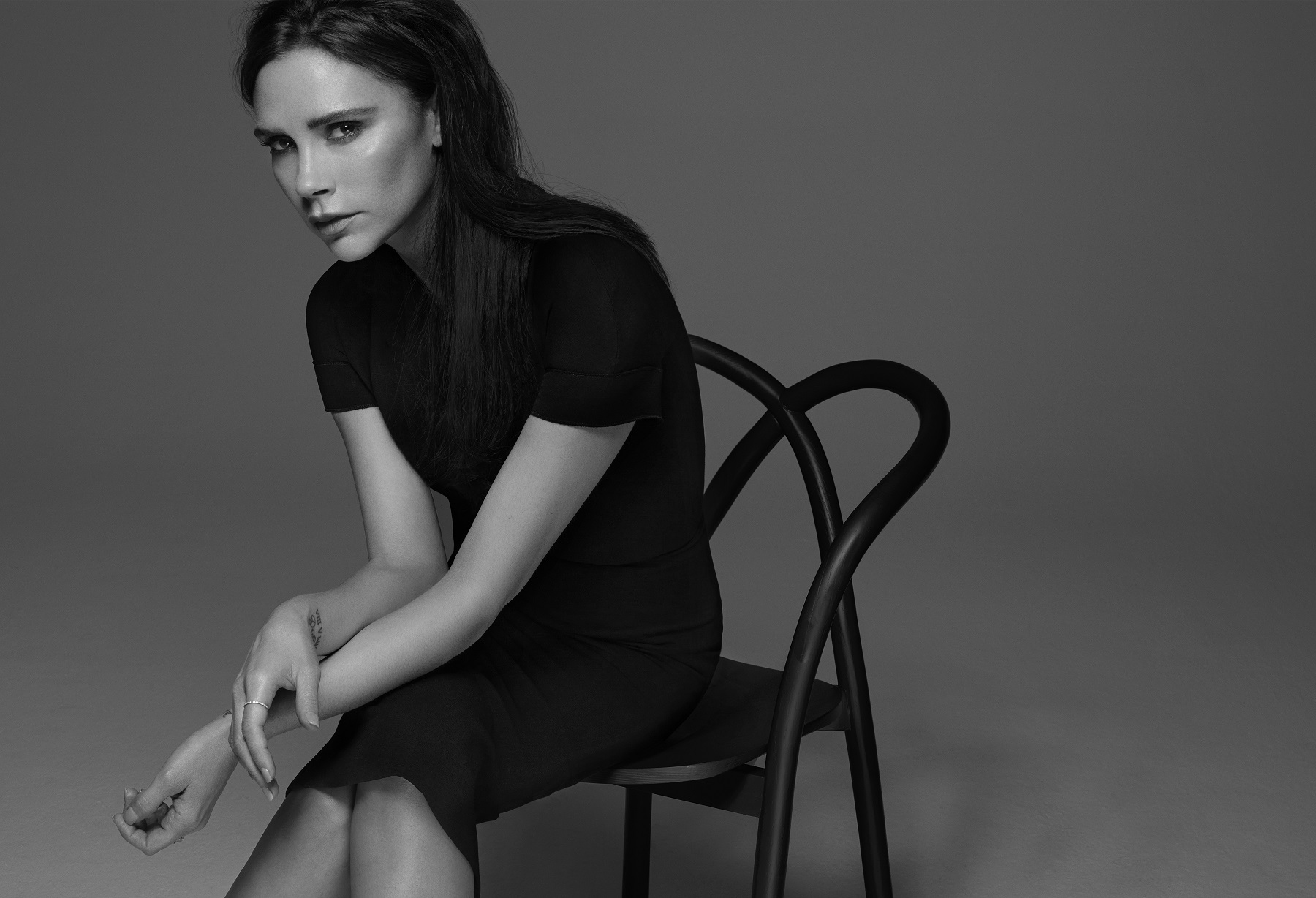 Victoria Beckham Masuki Pasar Kosmetik Bersama Dengan Estée Lauder