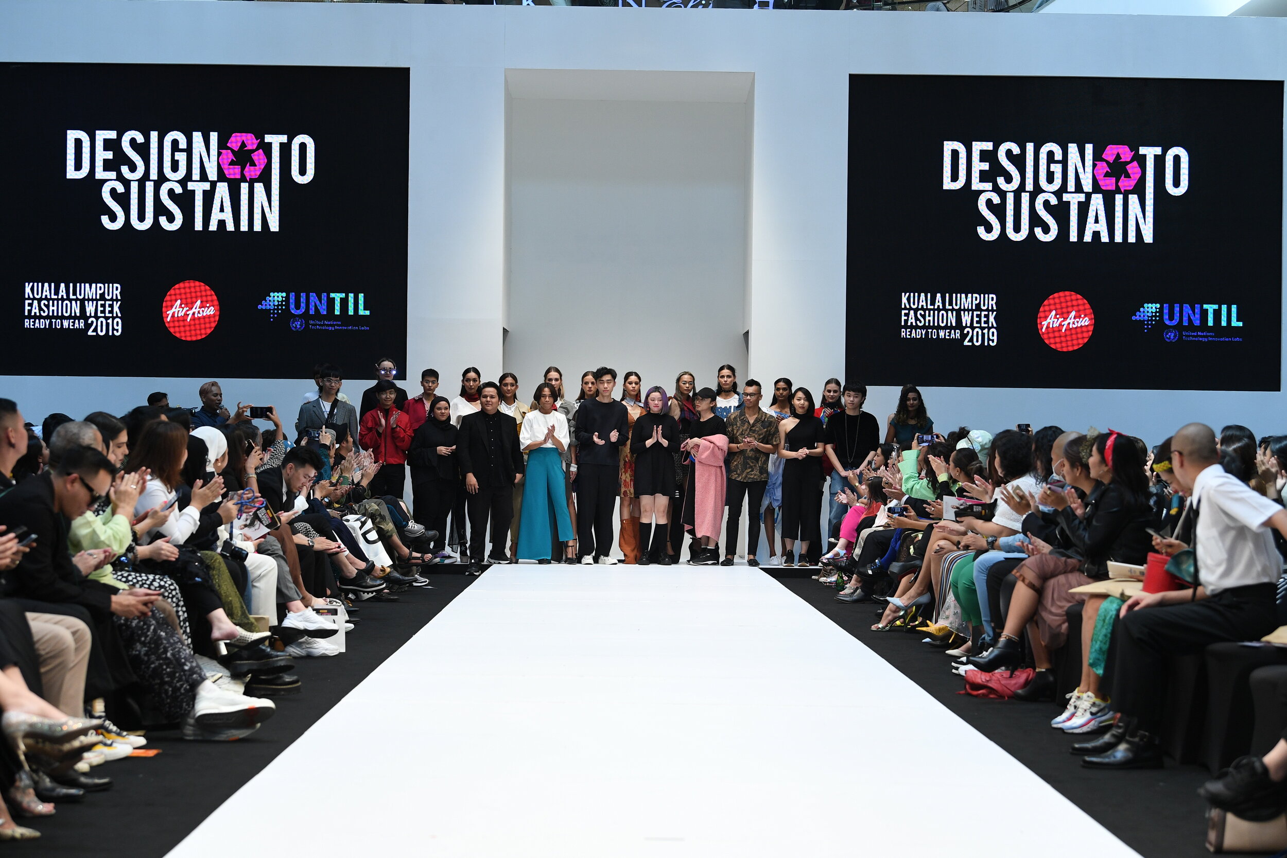 Tantangan Upcycling dan Sustainable Fashion di KLFW 2019