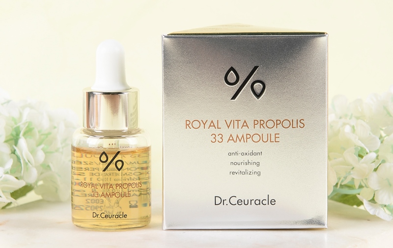 Wajah Tampak Glowing dan Terhidrasi dengan Dr. Ceuracle Royal Vita Propolis 33 Ampoule 