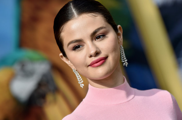 Rare Beauty by Selena Gomez Siap Rilis Musim Panas 2020